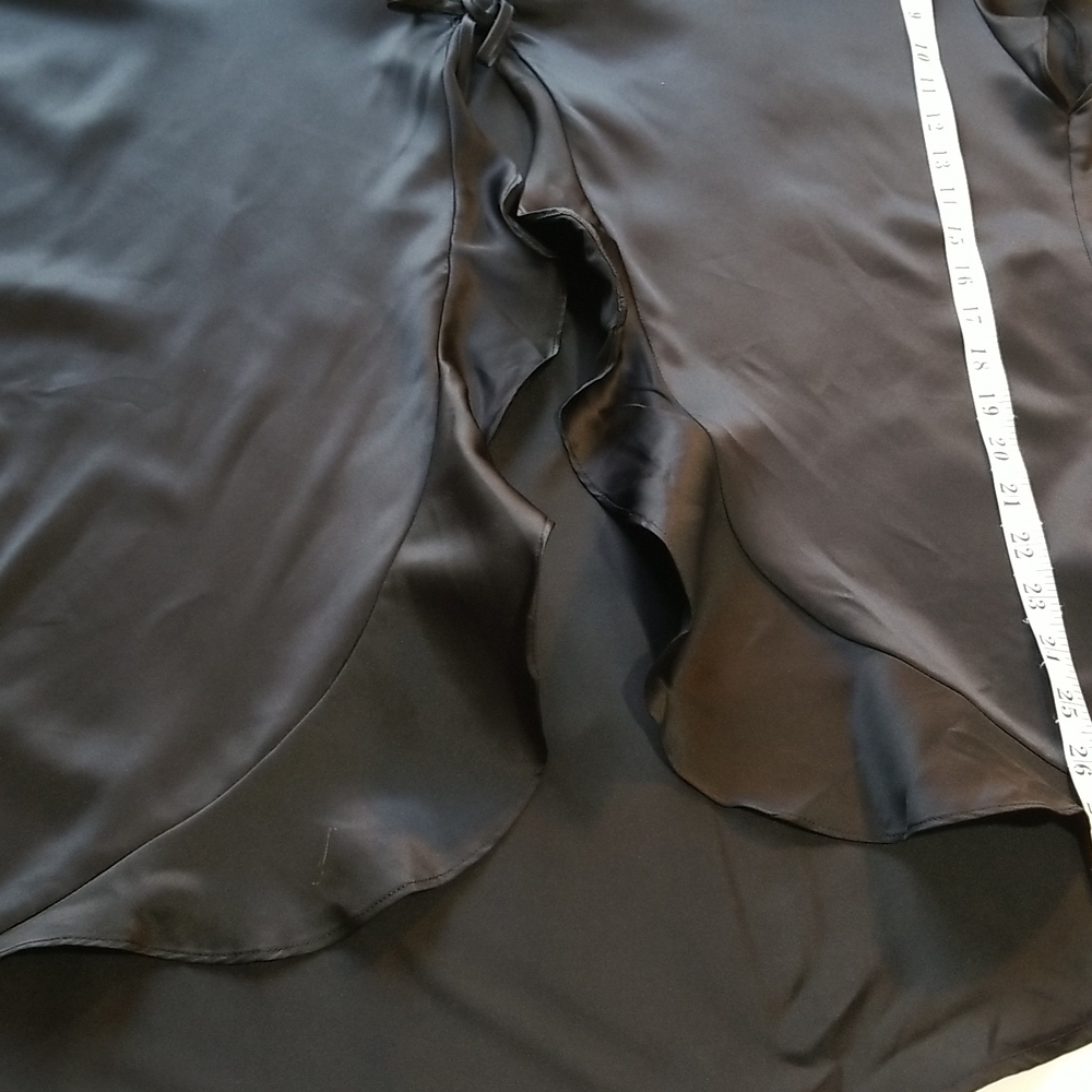 Victoria Secret Satin Robe - Picture 10 of 17
